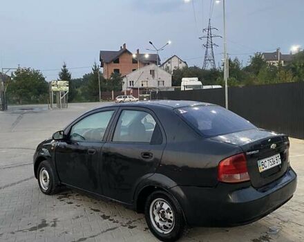 Черный Шевроле Авео, объемом двигателя 1.5 л и пробегом 250 тыс. км за 1650 $, фото 1 на Automoto.ua