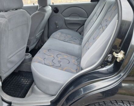 Чорний Шевроле Авео, об'ємом двигуна 1.5 л та пробігом 219 тис. км за 3350 $, фото 6 на Automoto.ua