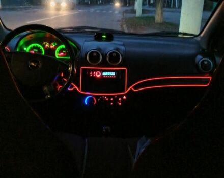 Чорний Шевроле Авео, об'ємом двигуна 1.5 л та пробігом 200 тис. км за 3200 $, фото 9 на Automoto.ua