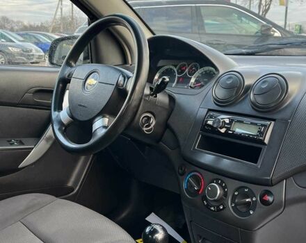 Черный Шевроле Авео, объемом двигателя 1.5 л и пробегом 216 тыс. км за 3100 $, фото 16 на Automoto.ua