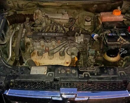 Черный Шевроле Авео, объемом двигателя 1.5 л и пробегом 250 тыс. км за 3000 $, фото 11 на Automoto.ua