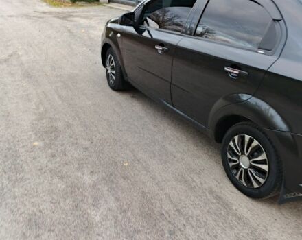 Чорний Шевроле Авео, об'ємом двигуна 1.5 л та пробігом 200 тис. км за 3200 $, фото 4 на Automoto.ua