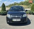 Черный Шевроле Авео, объемом двигателя 1.5 л и пробегом 290 тыс. км за 2800 $, фото 1 на Automoto.ua
