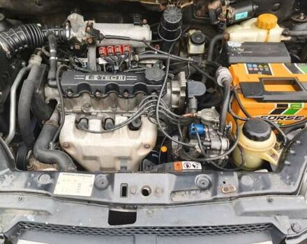 Черный Шевроле Авео, объемом двигателя 1.5 л и пробегом 267 тыс. км за 3300 $, фото 4 на Automoto.ua