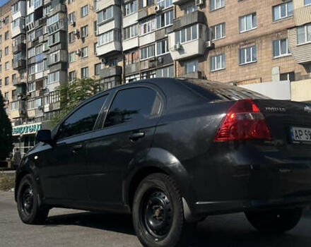 Черный Шевроле Авео, объемом двигателя 1.5 л и пробегом 253 тыс. км за 3999 $, фото 4 на Automoto.ua