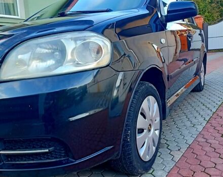 Черный Шевроле Авео, объемом двигателя 1.5 л и пробегом 380 тыс. км за 3100 $, фото 1 на Automoto.ua