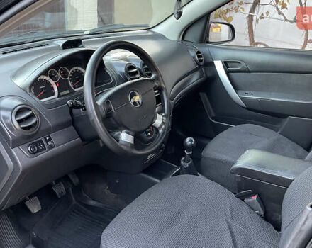 Черный Шевроле Авео, объемом двигателя 1.5 л и пробегом 193 тыс. км за 3800 $, фото 12 на Automoto.ua