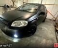 Черный Шевроле Авео, объемом двигателя 1.5 л и пробегом 180 тыс. км за 4500 $, фото 1 на Automoto.ua