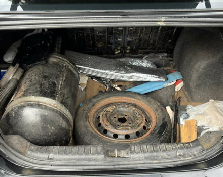 Чорний Шевроле Авео, об'ємом двигуна 1.5 л та пробігом 185 тис. км за 2150 $, фото 11 на Automoto.ua