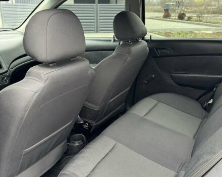 Черный Шевроле Авео, объемом двигателя 1.5 л и пробегом 201 тыс. км за 4300 $, фото 7 на Automoto.ua