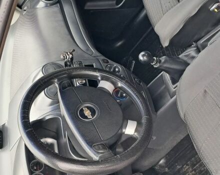 Черный Шевроле Авео, объемом двигателя 1.5 л и пробегом 216 тыс. км за 4000 $, фото 5 на Automoto.ua