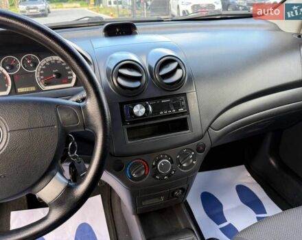 Чорний Шевроле Авео, об'ємом двигуна 1.5 л та пробігом 117 тис. км за 4200 $, фото 32 на Automoto.ua