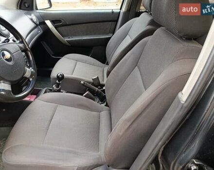 Черный Шевроле Авео, объемом двигателя 1.4 л и пробегом 240 тыс. км за 3200 $, фото 6 на Automoto.ua