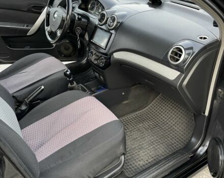 Чорний Шевроле Авео, об'ємом двигуна 1.5 л та пробігом 325 тис. км за 2999 $, фото 11 на Automoto.ua