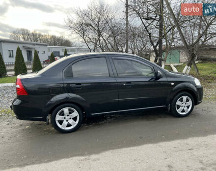 Черный Шевроле Авео, объемом двигателя 1.5 л и пробегом 250 тыс. км за 3350 $, фото 1 на Automoto.ua