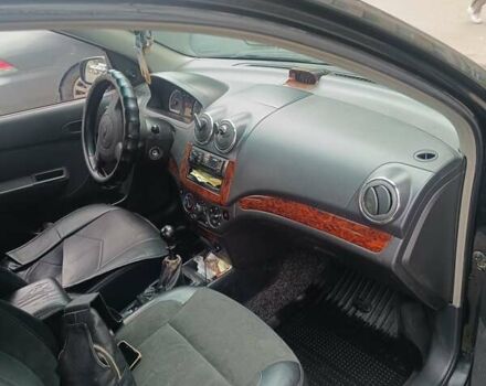Чорний Шевроле Авео, об'ємом двигуна 1.5 л та пробігом 307 тис. км за 3450 $, фото 5 на Automoto.ua