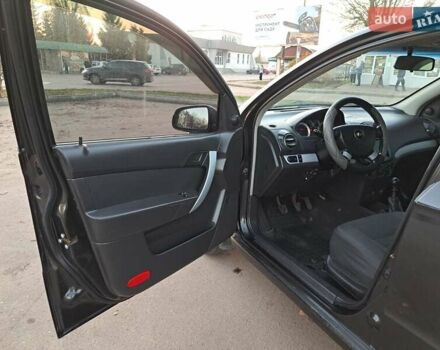 Чорний Шевроле Авео, об'ємом двигуна 1.5 л та пробігом 275 тис. км за 4300 $, фото 10 на Automoto.ua