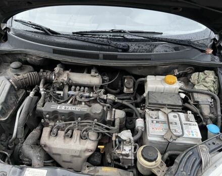 Черный Шевроле Авео, объемом двигателя 1.5 л и пробегом 155 тыс. км за 2150 $, фото 4 на Automoto.ua