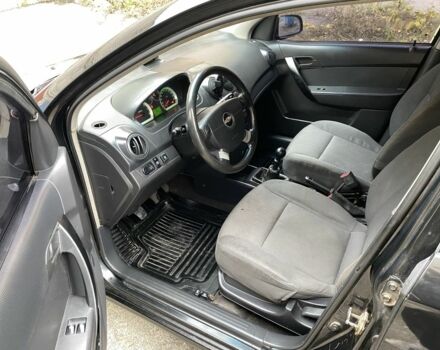 Черный Шевроле Авео, объемом двигателя 1.5 л и пробегом 300 тыс. км за 2900 $, фото 6 на Automoto.ua