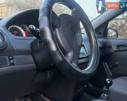 Черный Шевроле Авео, объемом двигателя 1.5 л и пробегом 188 тыс. км за 2999 $, фото 11 на Automoto.ua