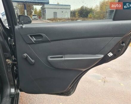 Черный Шевроле Авео, объемом двигателя 1.5 л и пробегом 213 тыс. км за 4300 $, фото 19 на Automoto.ua