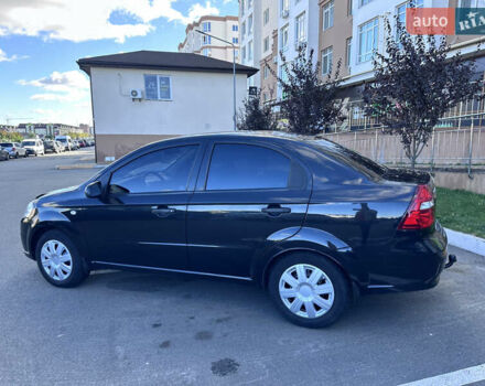 Черный Шевроле Авео, объемом двигателя 1.5 л и пробегом 228 тыс. км за 3900 $, фото 4 на Automoto.ua
