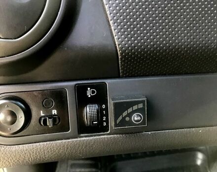 Черный Шевроле Авео, объемом двигателя 1.5 л и пробегом 73 тыс. км за 4400 $, фото 6 на Automoto.ua