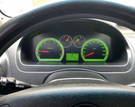 Черный Шевроле Авео, объемом двигателя 1.5 л и пробегом 300 тыс. км за 2900 $, фото 9 на Automoto.ua