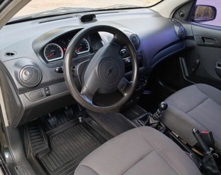 Черный Шевроле Авео, объемом двигателя 1.5 л и пробегом 200 тыс. км за 4000 $, фото 5 на Automoto.ua