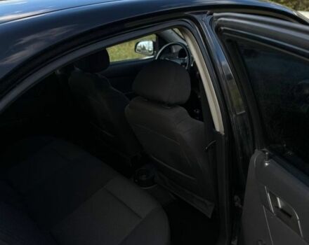 Черный Шевроле Авео, объемом двигателя 1.5 л и пробегом 193 тыс. км за 4200 $, фото 3 на Automoto.ua