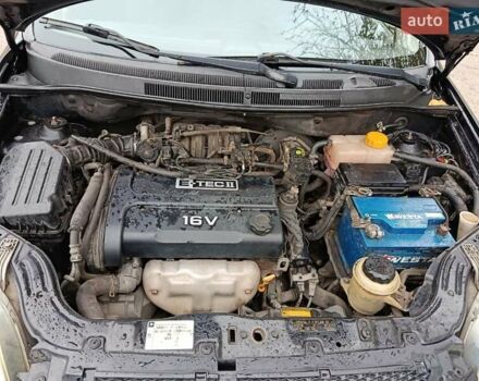 Черный Шевроле Авео, объемом двигателя 1.4 л и пробегом 240 тыс. км за 3200 $, фото 8 на Automoto.ua