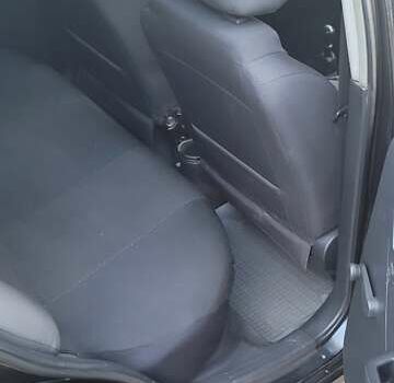 Черный Шевроле Авео, объемом двигателя 1.5 л и пробегом 290 тыс. км за 3300 $, фото 3 на Automoto.ua