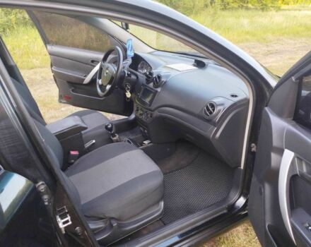 Чорний Шевроле Авео, об'ємом двигуна 1.5 л та пробігом 168 тис. км за 4400 $, фото 5 на Automoto.ua