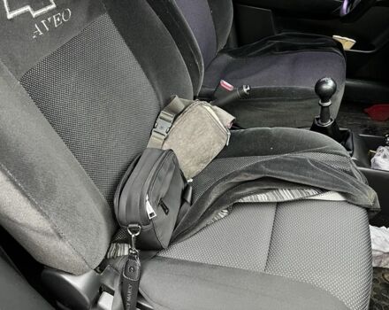 Черный Шевроле Авео, объемом двигателя 1.5 л и пробегом 210 тыс. км за 3200 $, фото 6 на Automoto.ua