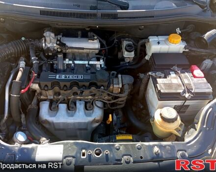 Черный Шевроле Авео, объемом двигателя 1.5 л и пробегом 80 тыс. км за 4200 $, фото 8 на Automoto.ua