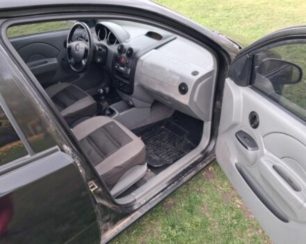 Черный Шевроле Авео, объемом двигателя 1.5 л и пробегом 300 тыс. км за 2100 $, фото 10 на Automoto.ua