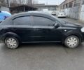 Черный Шевроле Авео, объемом двигателя 1.5 л и пробегом 155 тыс. км за 2150 $, фото 1 на Automoto.ua