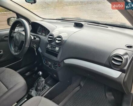 Черный Шевроле Авео, объемом двигателя 1.5 л и пробегом 213 тыс. км за 4300 $, фото 24 на Automoto.ua