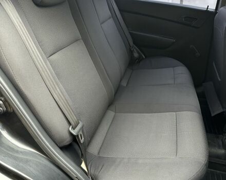 Черный Шевроле Авео, объемом двигателя 1.5 л и пробегом 188 тыс. км за 4400 $, фото 7 на Automoto.ua