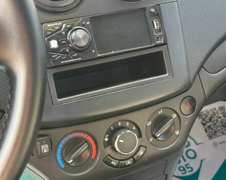 Чорний Шевроле Авео, об'ємом двигуна 1.5 л та пробігом 170 тис. км за 4200 $, фото 19 на Automoto.ua