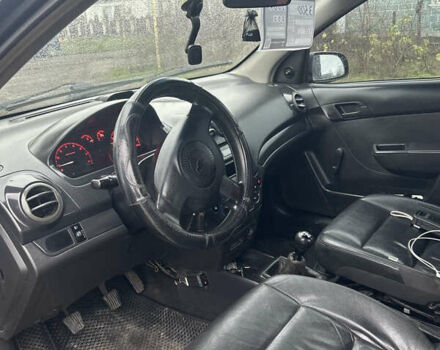 Черный Шевроле Авео, объемом двигателя 1.5 л и пробегом 250 тыс. км за 3600 $, фото 4 на Automoto.ua