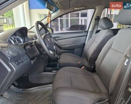 Чорний Шевроле Авео, об'ємом двигуна 1.5 л та пробігом 280 тис. км за 4399 $, фото 13 на Automoto.ua