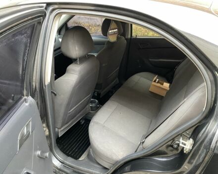 Черный Шевроле Авео, объемом двигателя 1.5 л и пробегом 300 тыс. км за 2900 $, фото 7 на Automoto.ua