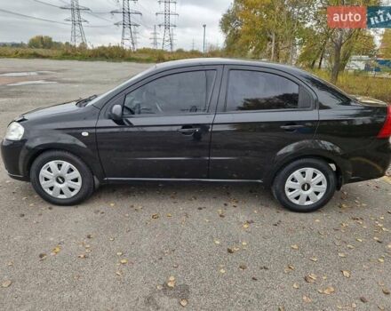 Черный Шевроле Авео, объемом двигателя 1.5 л и пробегом 256 тыс. км за 4600 $, фото 5 на Automoto.ua