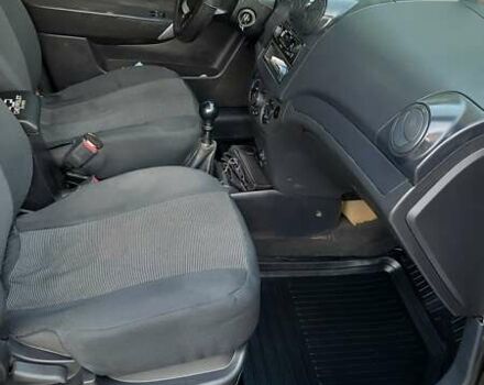 Черный Шевроле Авео, объемом двигателя 0 л и пробегом 154 тыс. км за 4900 $, фото 3 на Automoto.ua