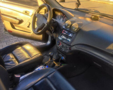 Черный Шевроле Авео, объемом двигателя 1.5 л и пробегом 449 тыс. км за 2800 $, фото 7 на Automoto.ua