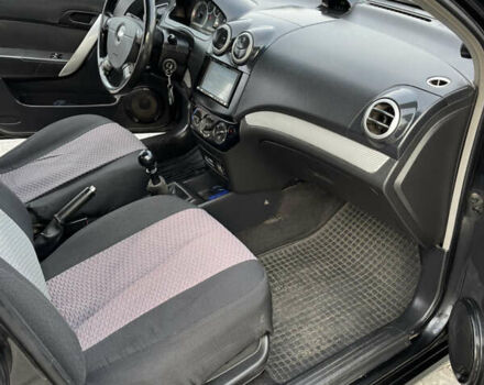 Черный Шевроле Авео, объемом двигателя 1.5 л и пробегом 325 тыс. км за 2999 $, фото 11 на Automoto.ua