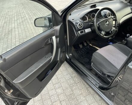 Чорний Шевроле Авео, об'ємом двигуна 1.5 л та пробігом 325 тис. км за 2999 $, фото 10 на Automoto.ua