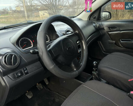 Черный Шевроле Авео, объемом двигателя 1.5 л и пробегом 250 тыс. км за 3350 $, фото 9 на Automoto.ua