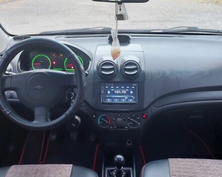 Черный Шевроле Авео, объемом двигателя 1.5 л и пробегом 196 тыс. км за 3800 $, фото 5 на Automoto.ua